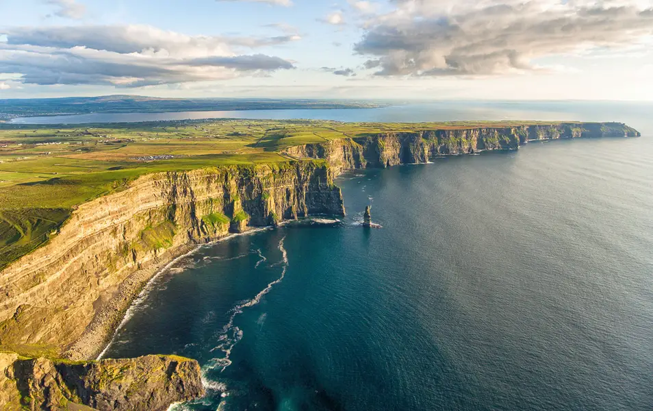 Cliffs of Moher: Keindahan Alam Irlandia yang Mengagumkan