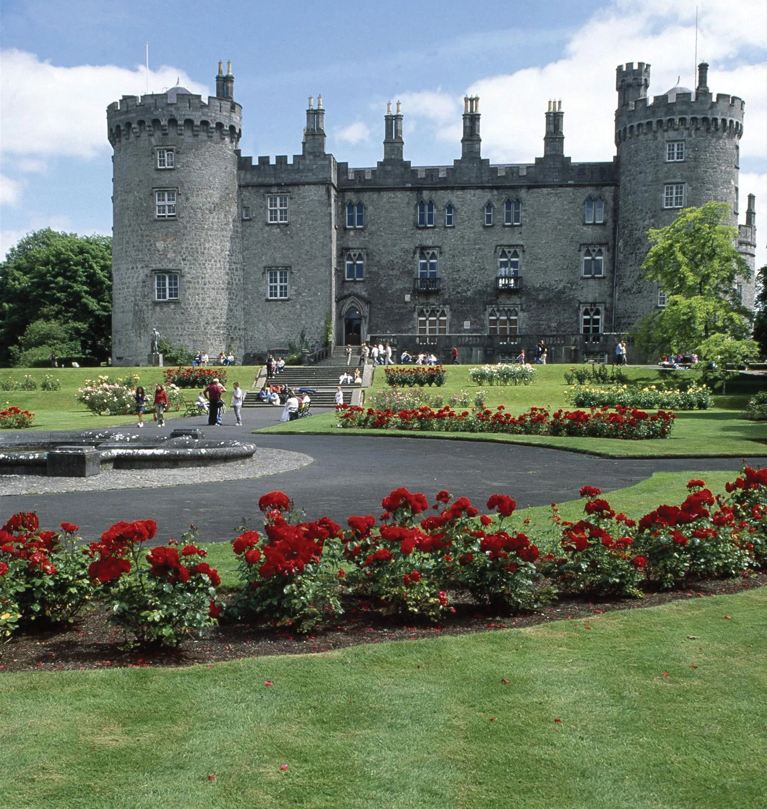 Kilkenny: Kota Sejarah dan Budaya di Irlandia