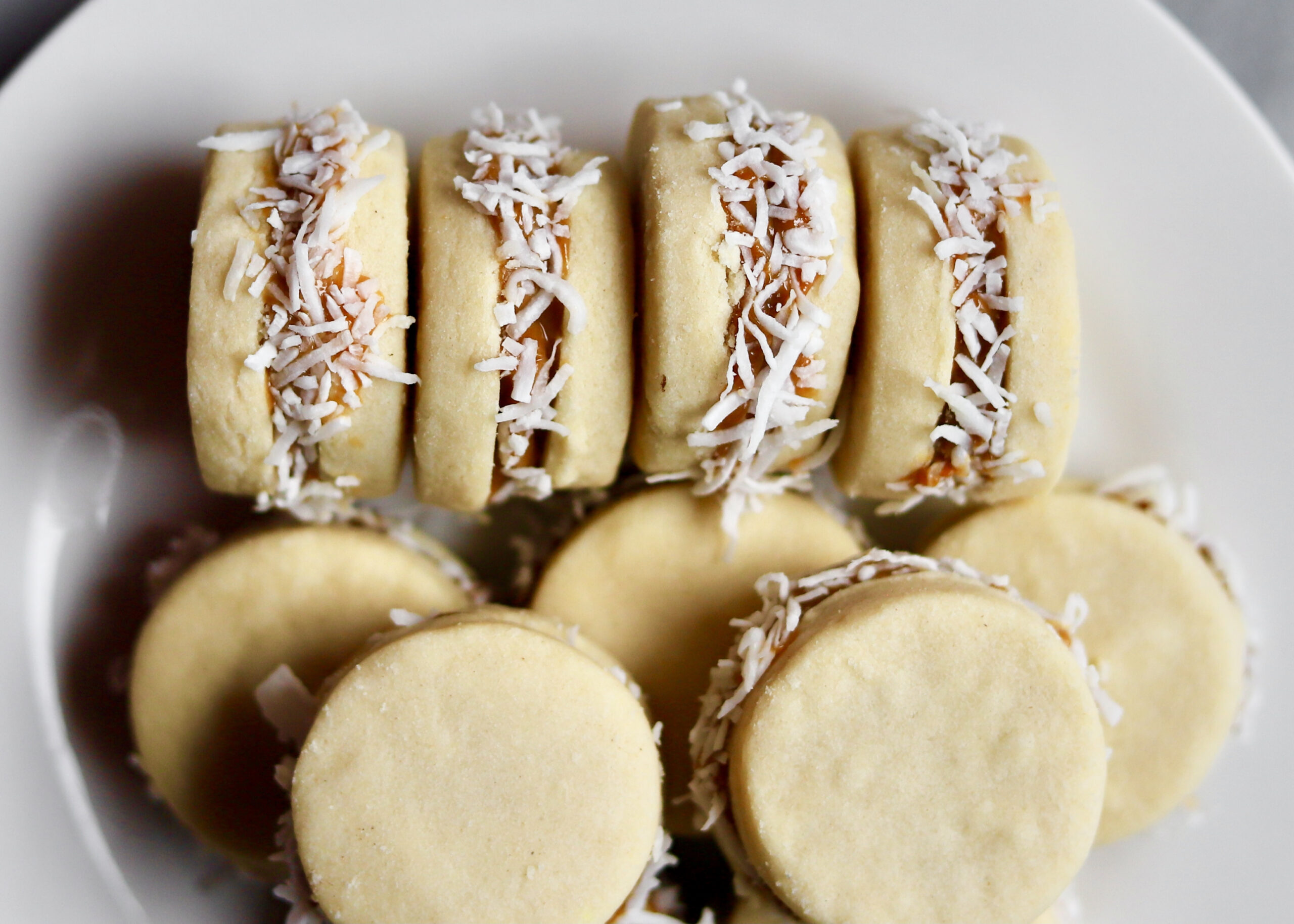 Delicious Kue Alfajores: A Classic Sweet Treat from Indonesia