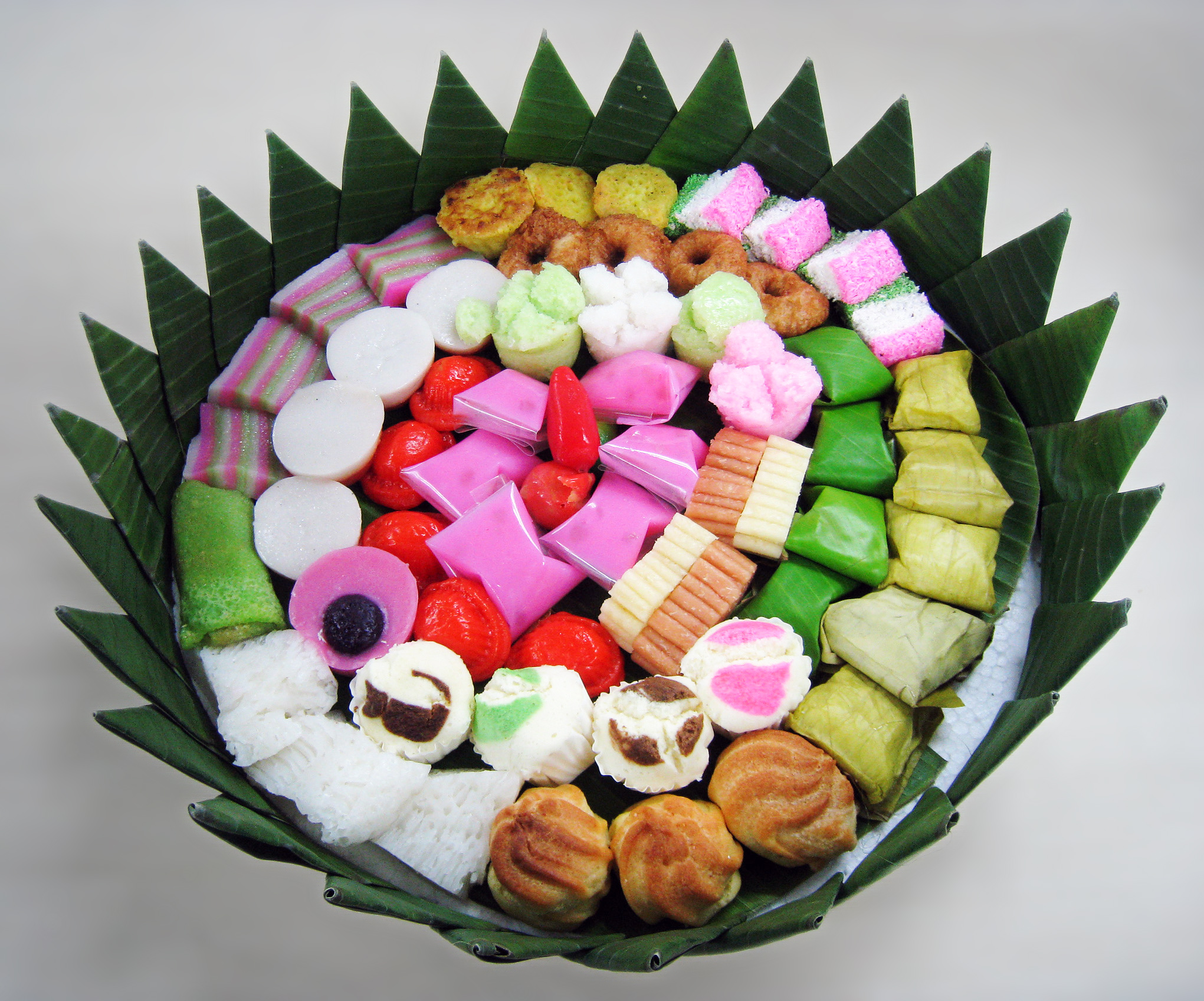 “Delicious Traditional Indonesian Kue Ku: A Sweet Treat”