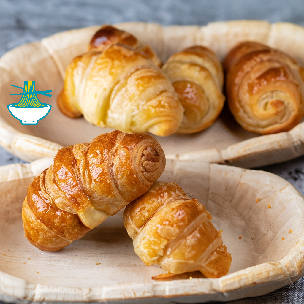 Exploring Kue Medialunas: A Traditional Pastry Delight