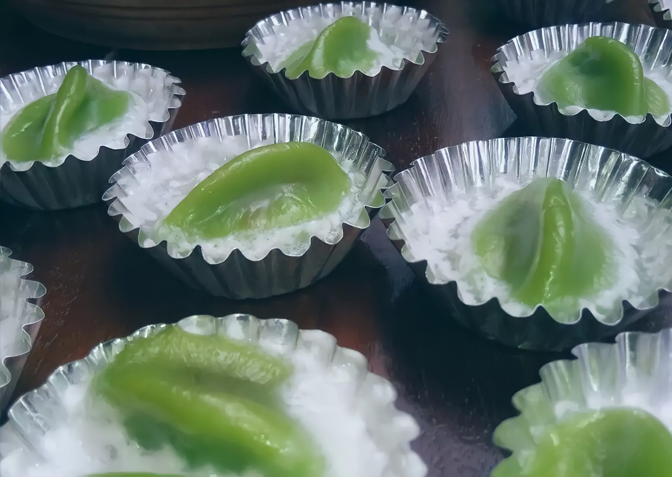 “Kelezatan Kue Kubang Boyo yang Menggugah Selera”