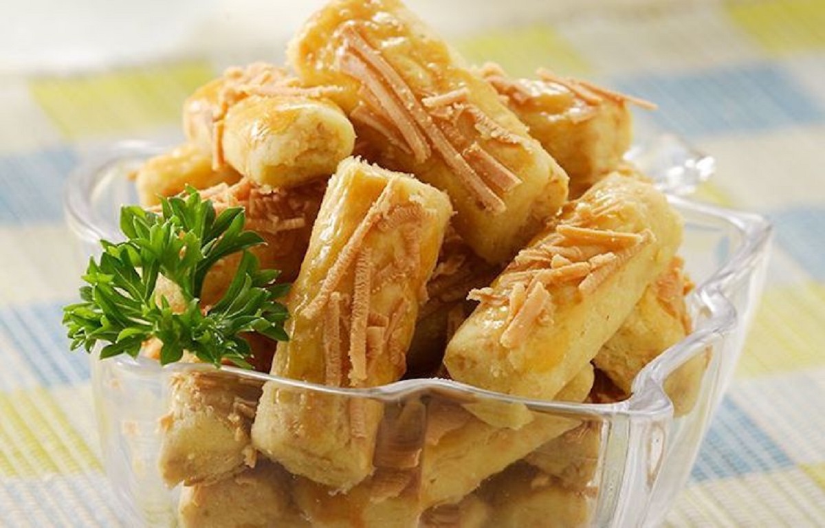Kue Kaastengels: Kue Kering Keju Renyah dan Lezat