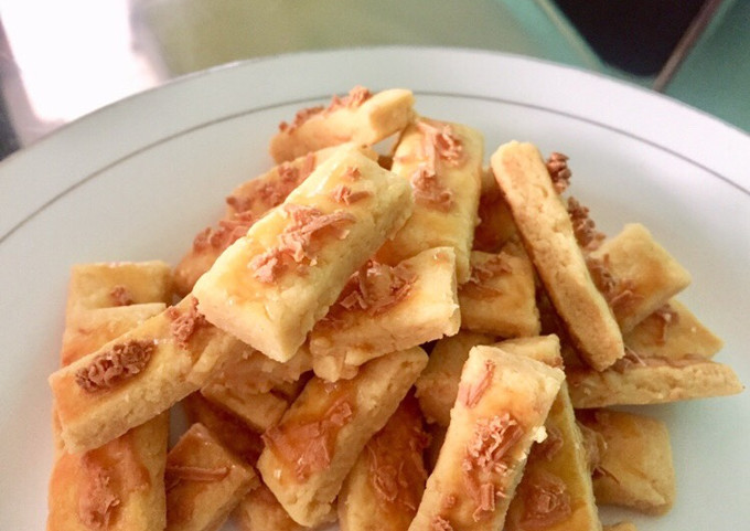 Kue Kastangel Keju Edam: Camilan Gurih dan Renyah yang Lezat