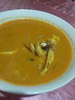 Makanan Kari Cumi Bumbu Kuning: Resep dan Keunikan Rasa