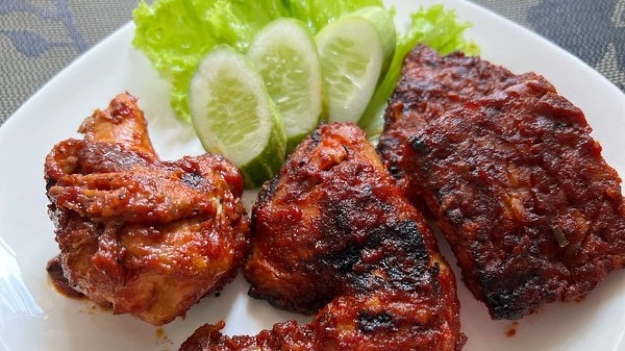 Mengenal Lezatnya Ayam Bakar Bumbu Rujak yang Menggoda Selera