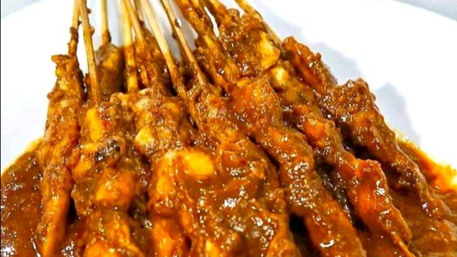 Mengenal Lezatnya Sate Ayam Bumbu Kacang yang Menggoda