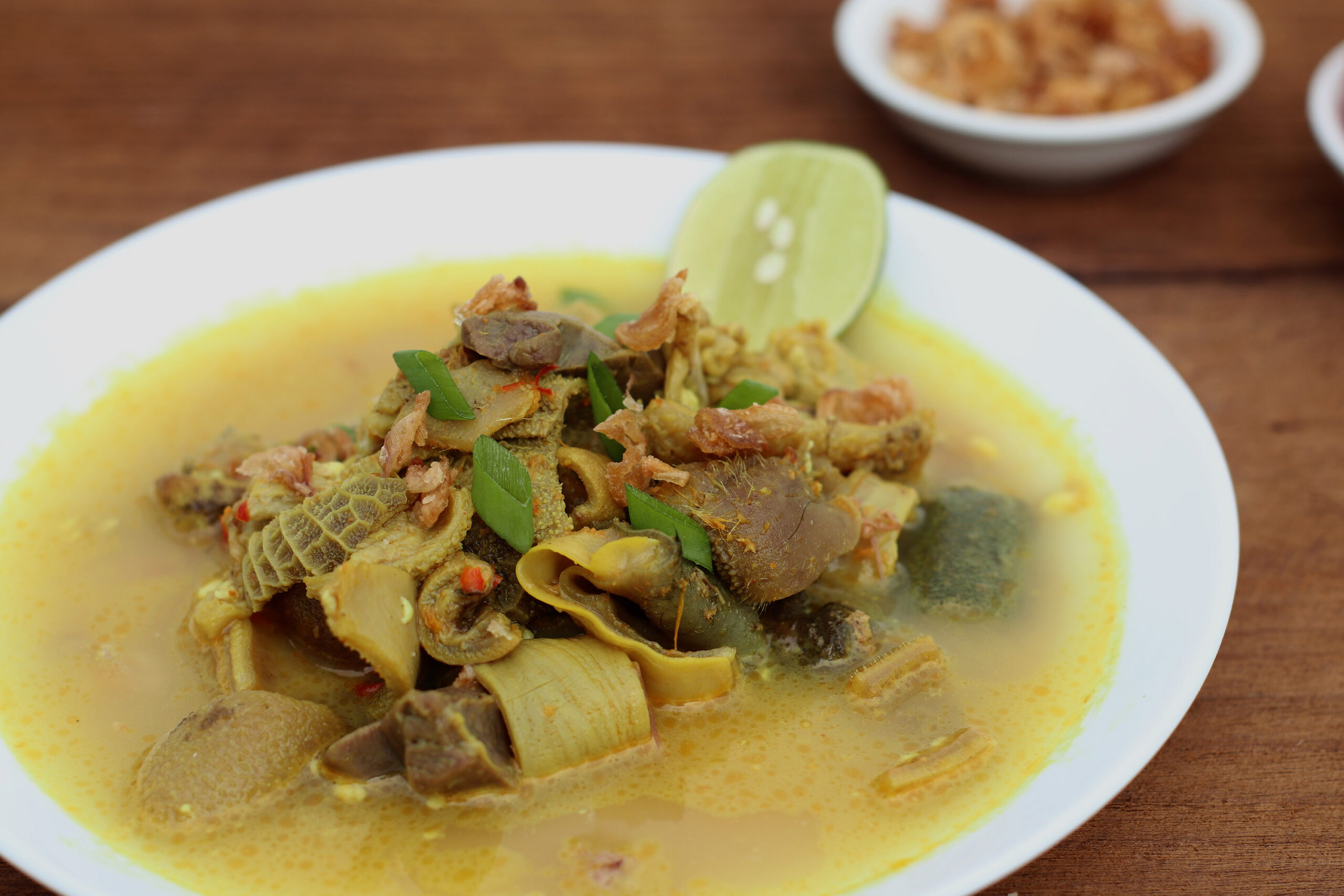 Mengenal Lezatnya Soto Babat, Sup Tradisional Indonesia