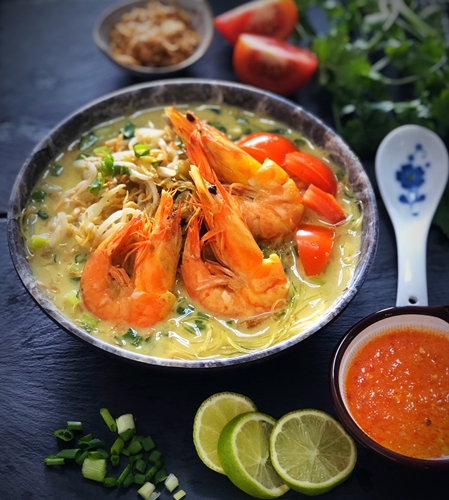 Mengenal Lezatnya Soto Udang, Sup Seafood Khas Indonesia