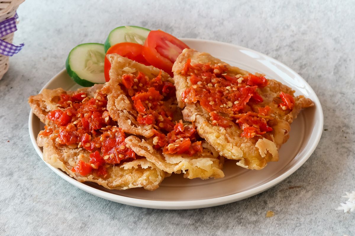 Mengenal Lezatnya Telur Geprek Sambal Bawang yang Menggoda