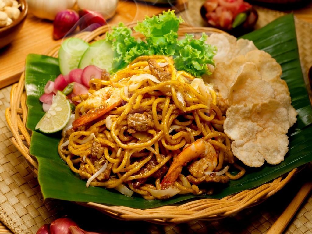 Mengenal Makanan Mie Kuning: Ciri, Asal, dan Variasinya