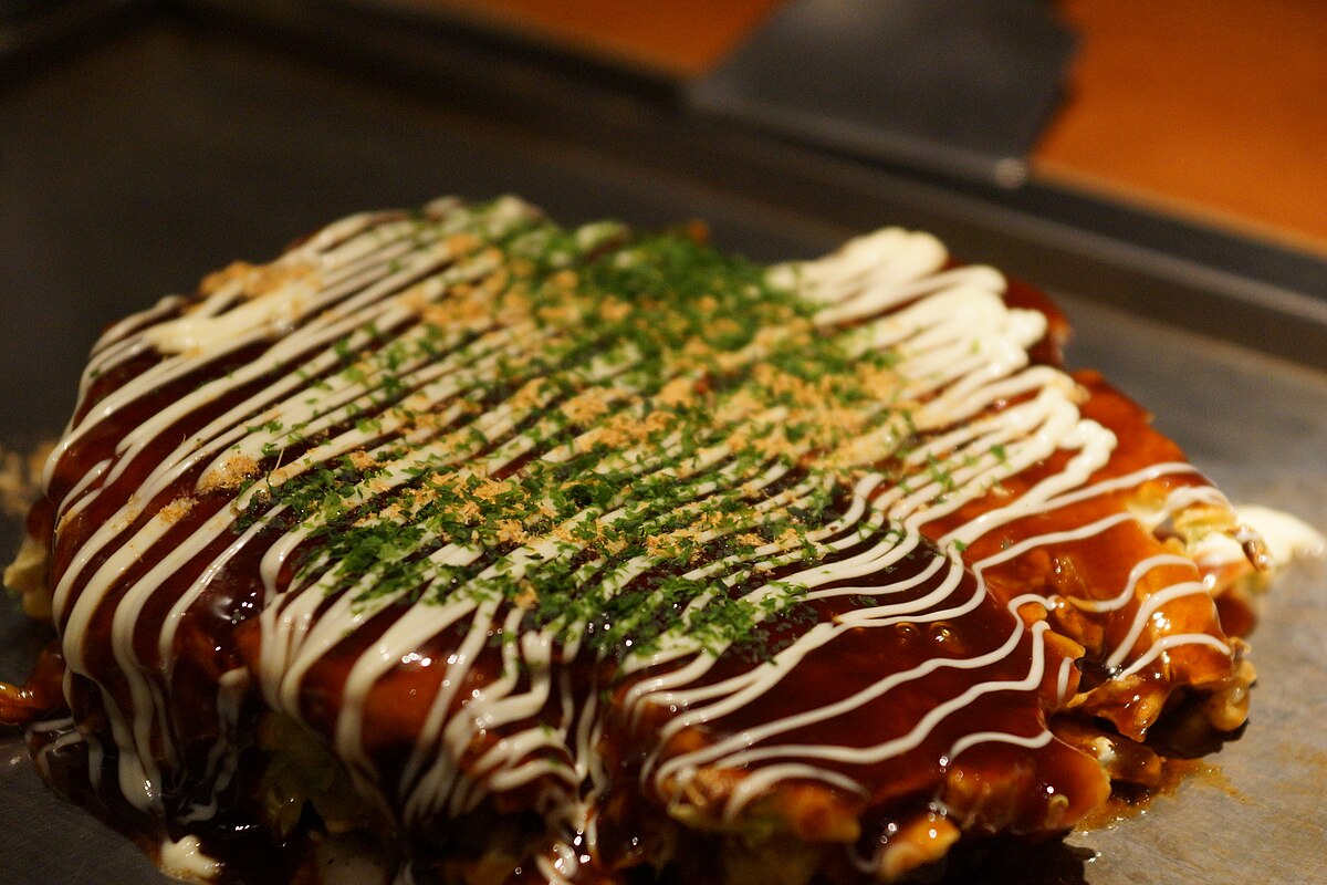 Mengenal Okonomiyaki: Makanan Tradisional Jepang yang Lezat