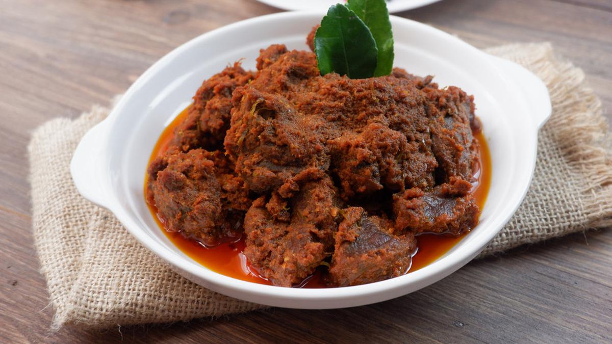 Keunikan dan Cita Rasa Rendang Daging Kerbau yang Menggoda