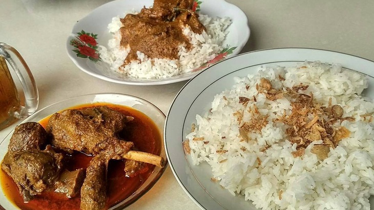 Mengenal Lebih Dekat Makanan Kuwah Itik Tradisional Indonesia