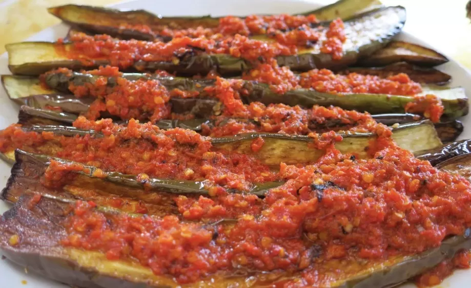 Sensasi Rasa Pedas dan Gurih Stik Terong Balado yang Menggoda