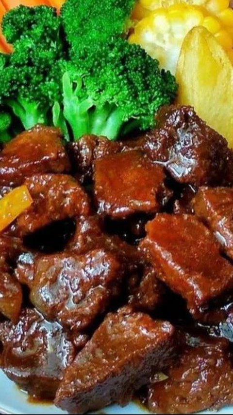 Makanan Bistik Iga Sapi: Lezat dan Menggugah Selera