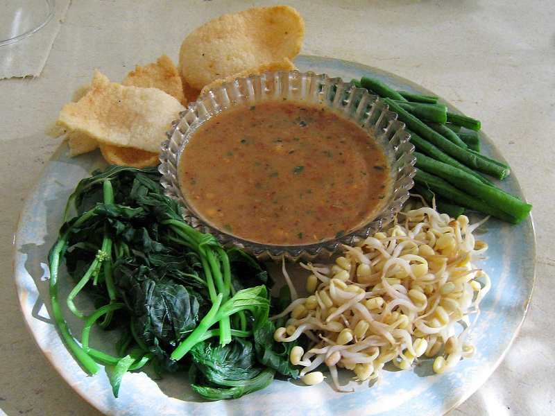 Mengenal Lezatnya Makanan Sambal Kacang yang Menggugah Selera