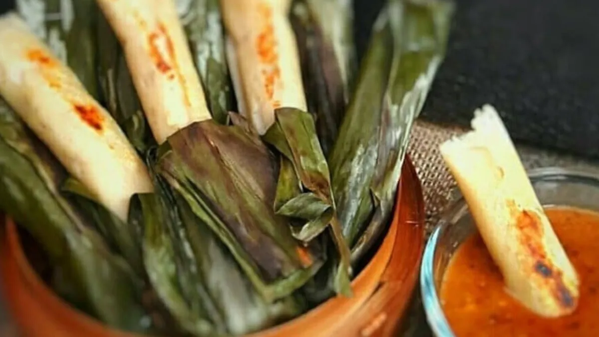 Lezatnya Otak-otak Saus Padang: Camilan Tradisional yang Menggoda