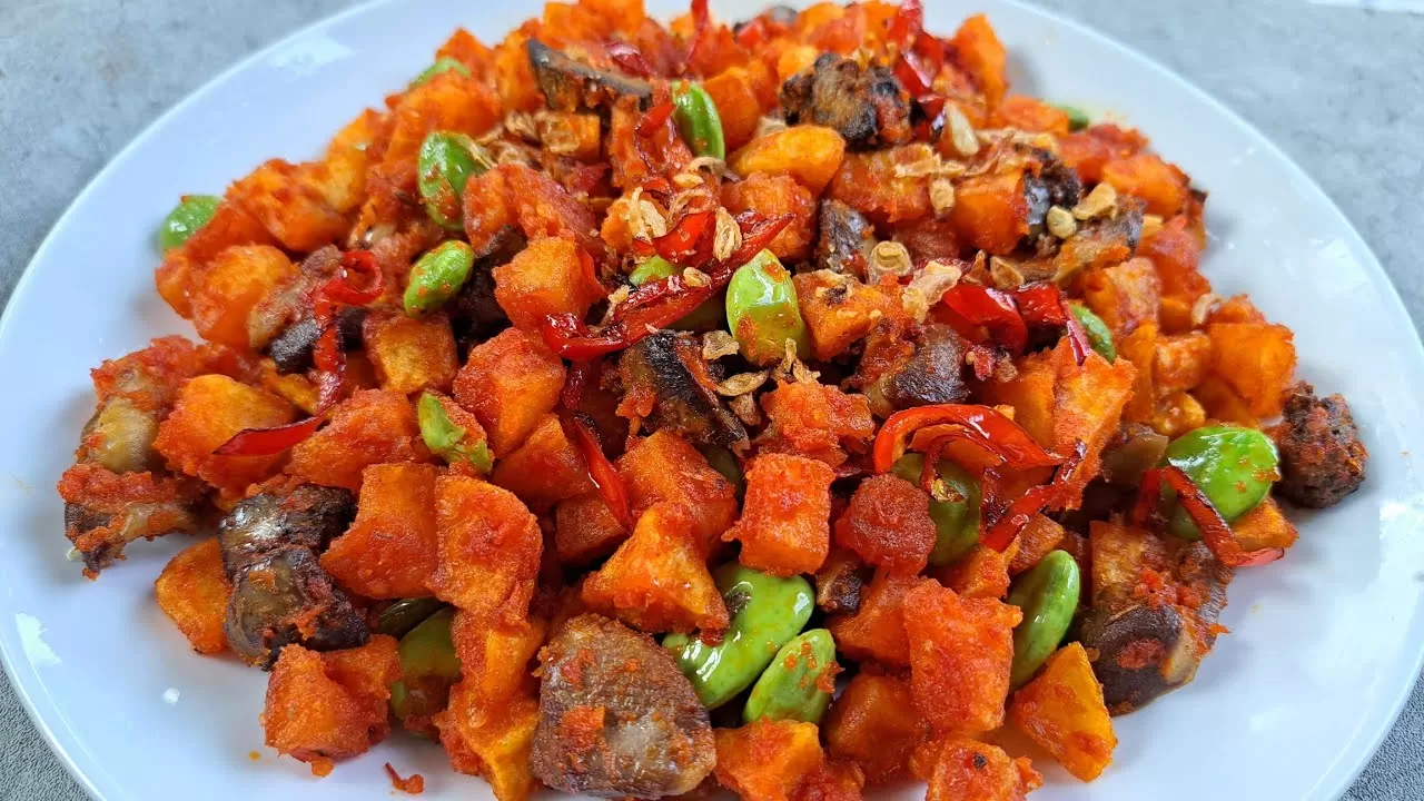 Mengenal Sambal Goreng Ati: Rasa Pedas dan Gurih yang Menggugah Selera